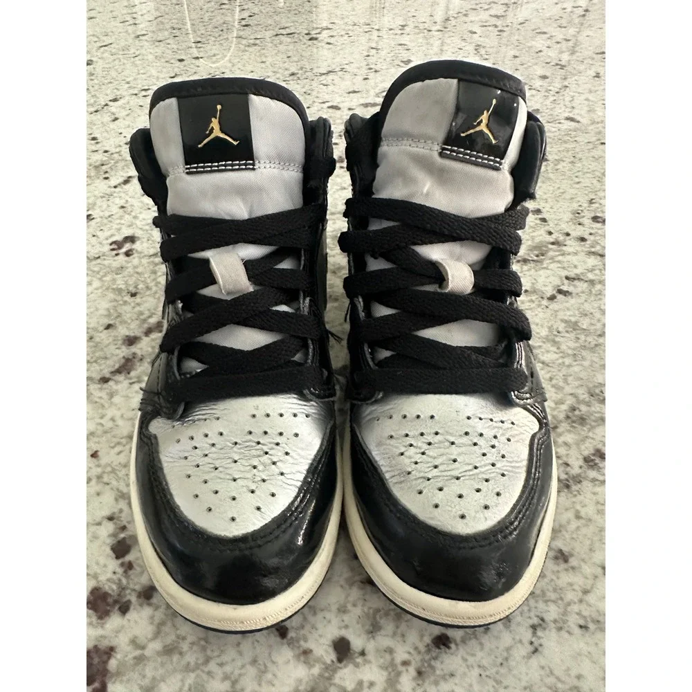 Nike Air Jordan 1 Mid‎ SE Sneakers shoes 1.5Y